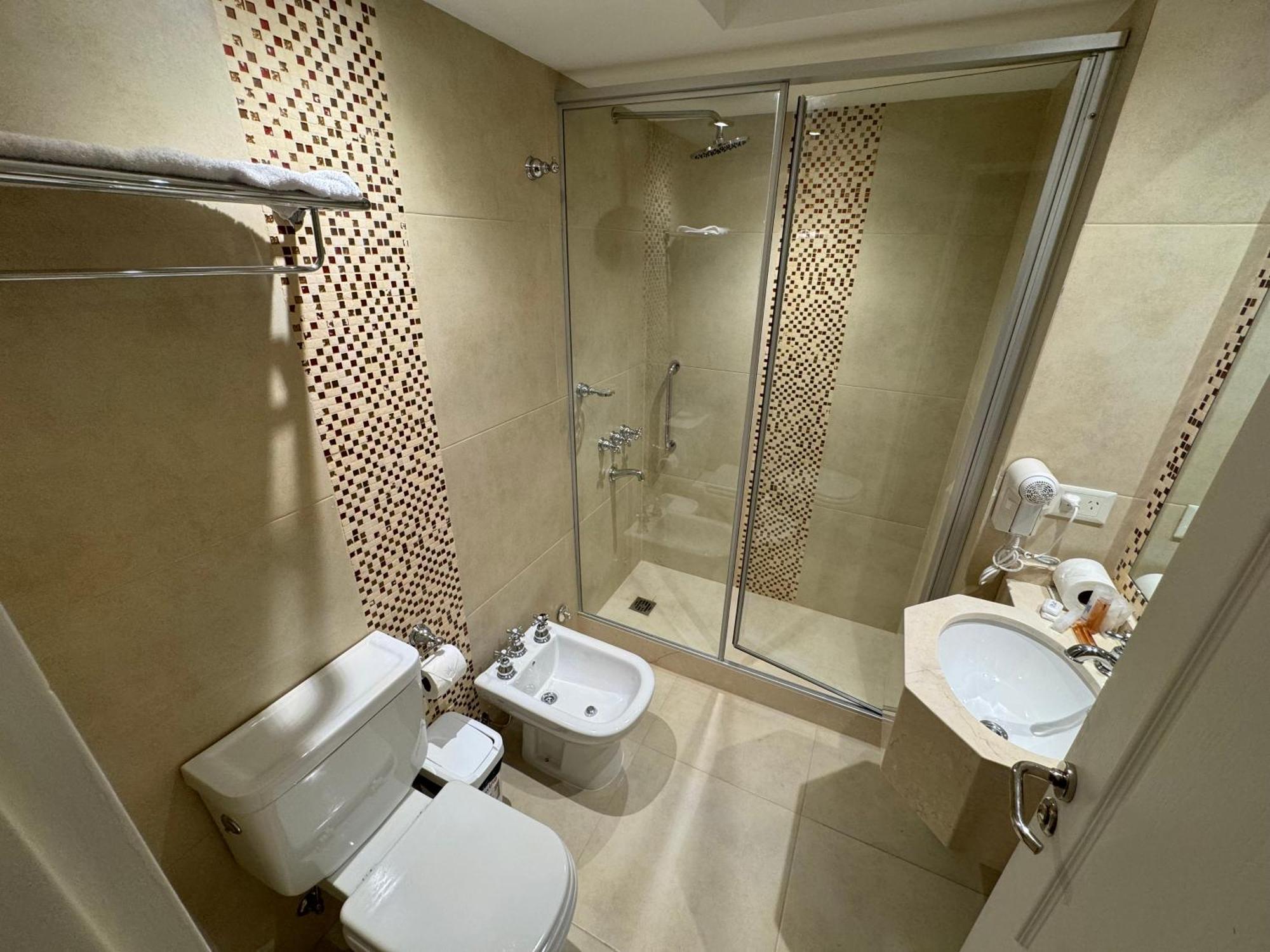 Intersur Suites Buenos Aires Bagian luar foto